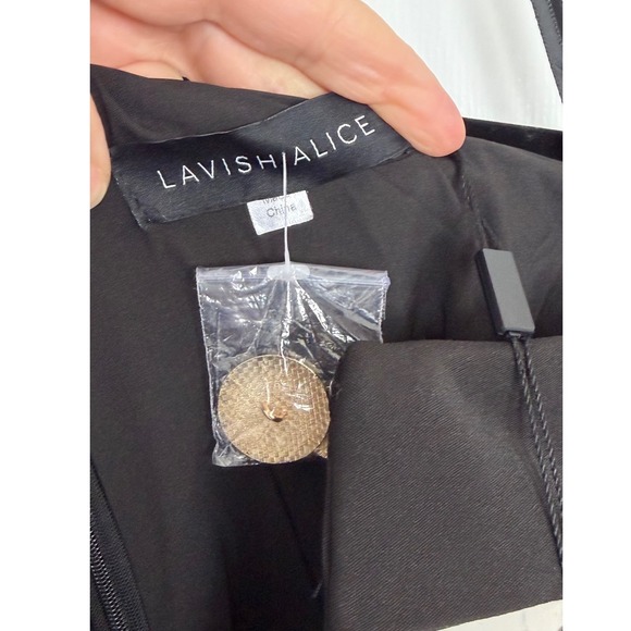 Lavish Alice Womens Black Off Shoulder Blazer Romper Size US 8 NWT -BLK - Picture 12 of 13